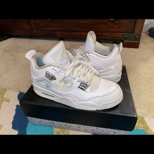 Pure money Jordan 4s size 8.5 men’s